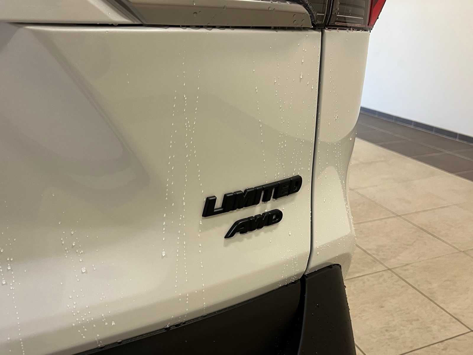 Thumbnail: 2025 Toyota RAV4 - 6