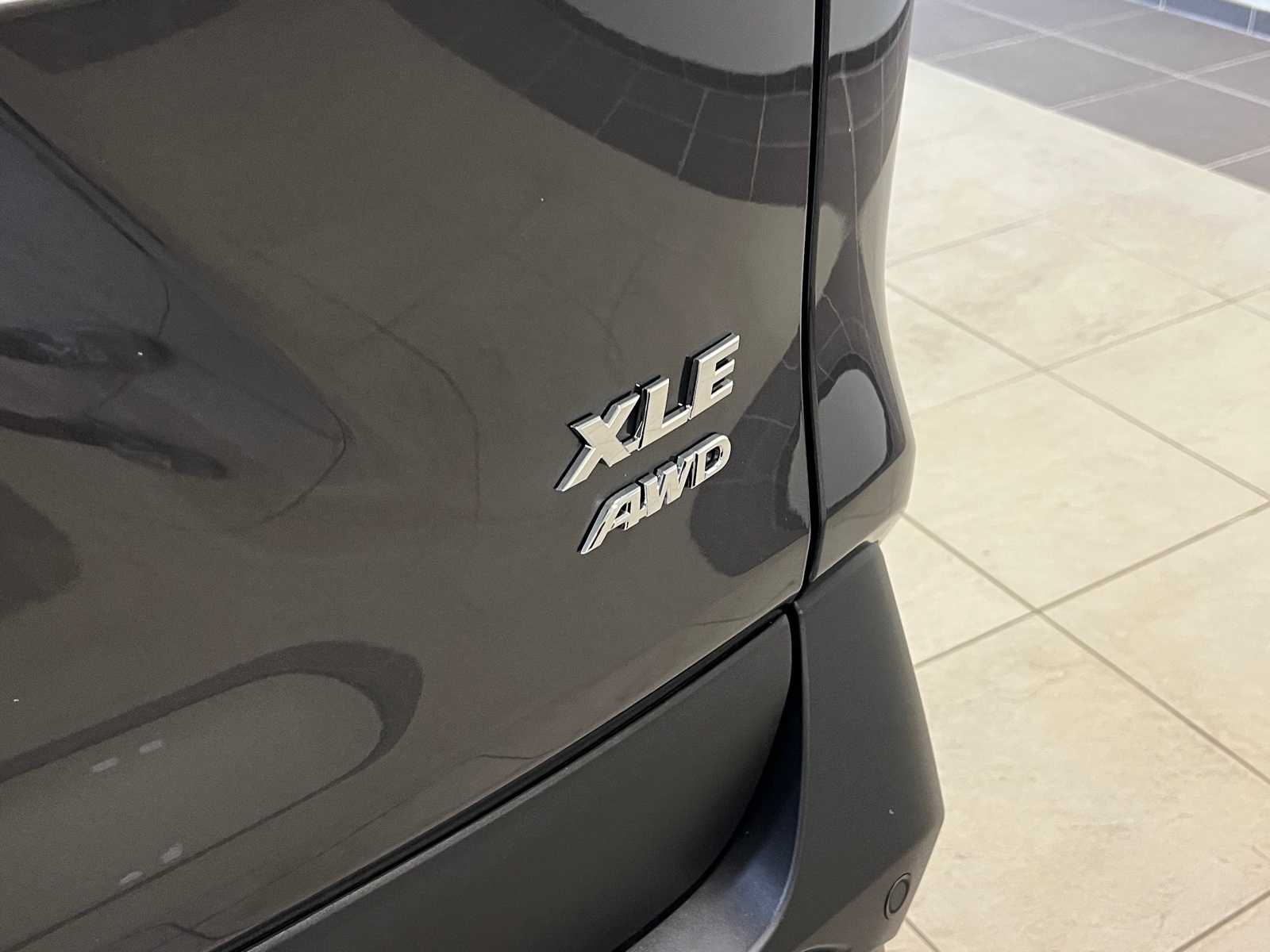 Thumbnail: 2025 Toyota RAV4 - 6