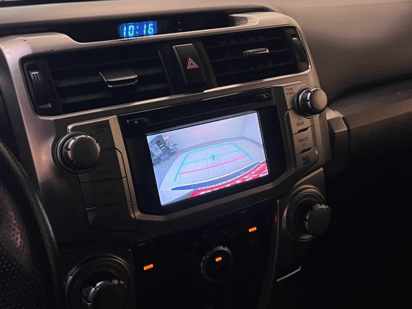 Thumbnail: 2019 Toyota 4Runner - 24