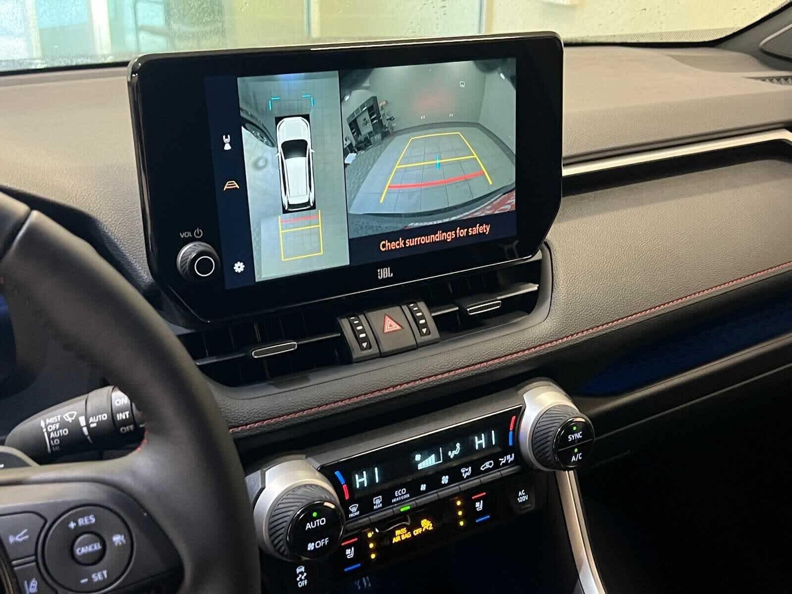 Thumbnail: 2025 Toyota RAV4 - 26