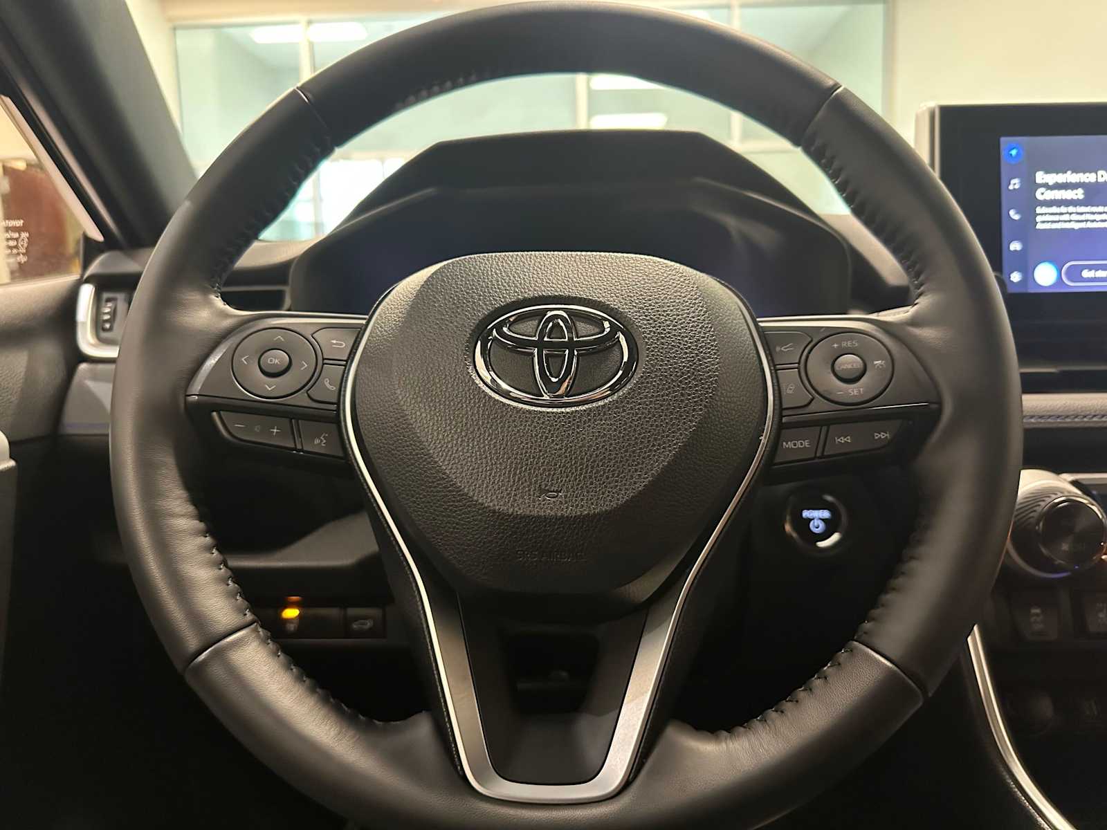 Thumbnail: 2024 Toyota RAV4 - 11