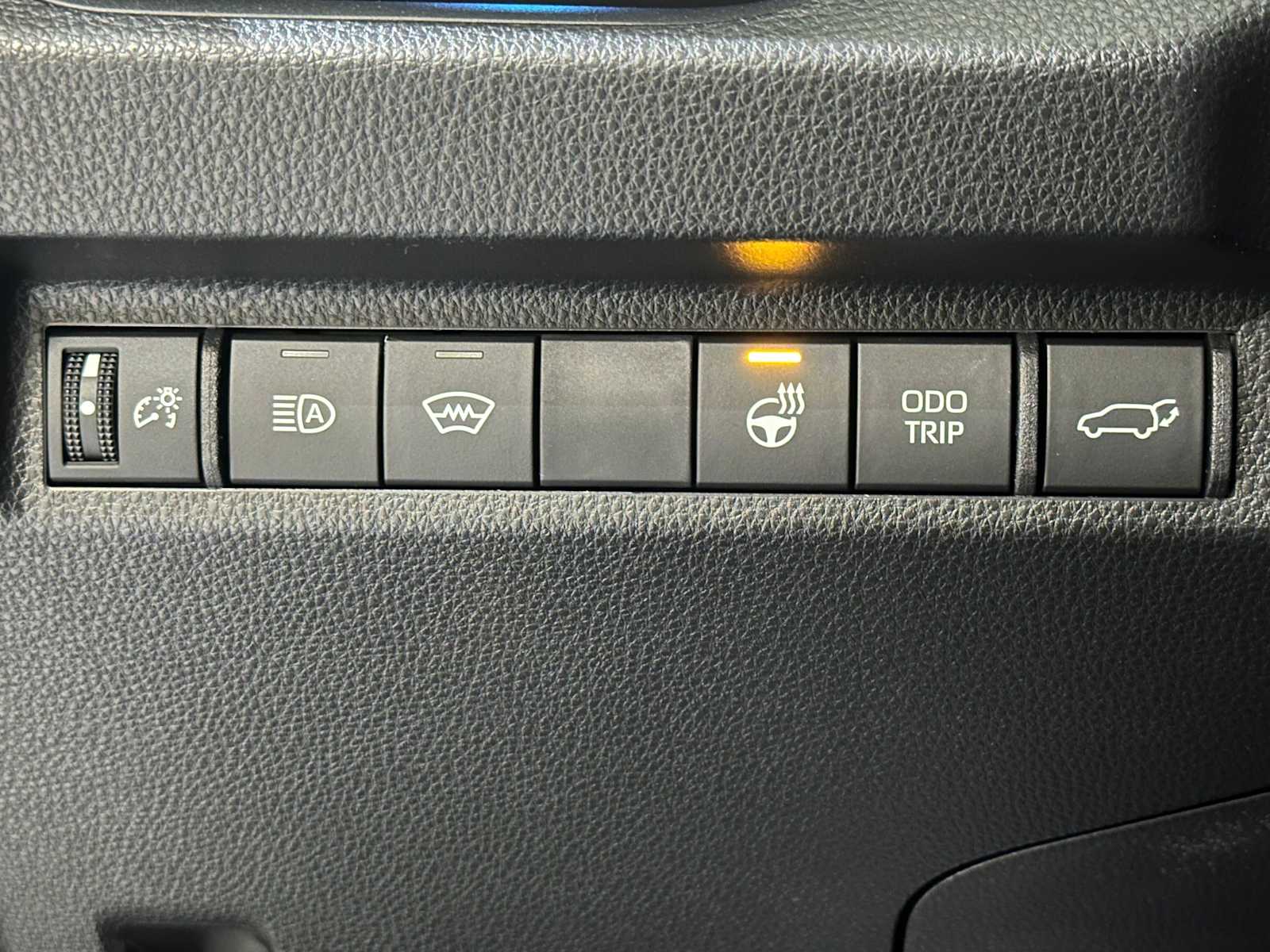 Thumbnail: 2025 Toyota RAV4 - 19