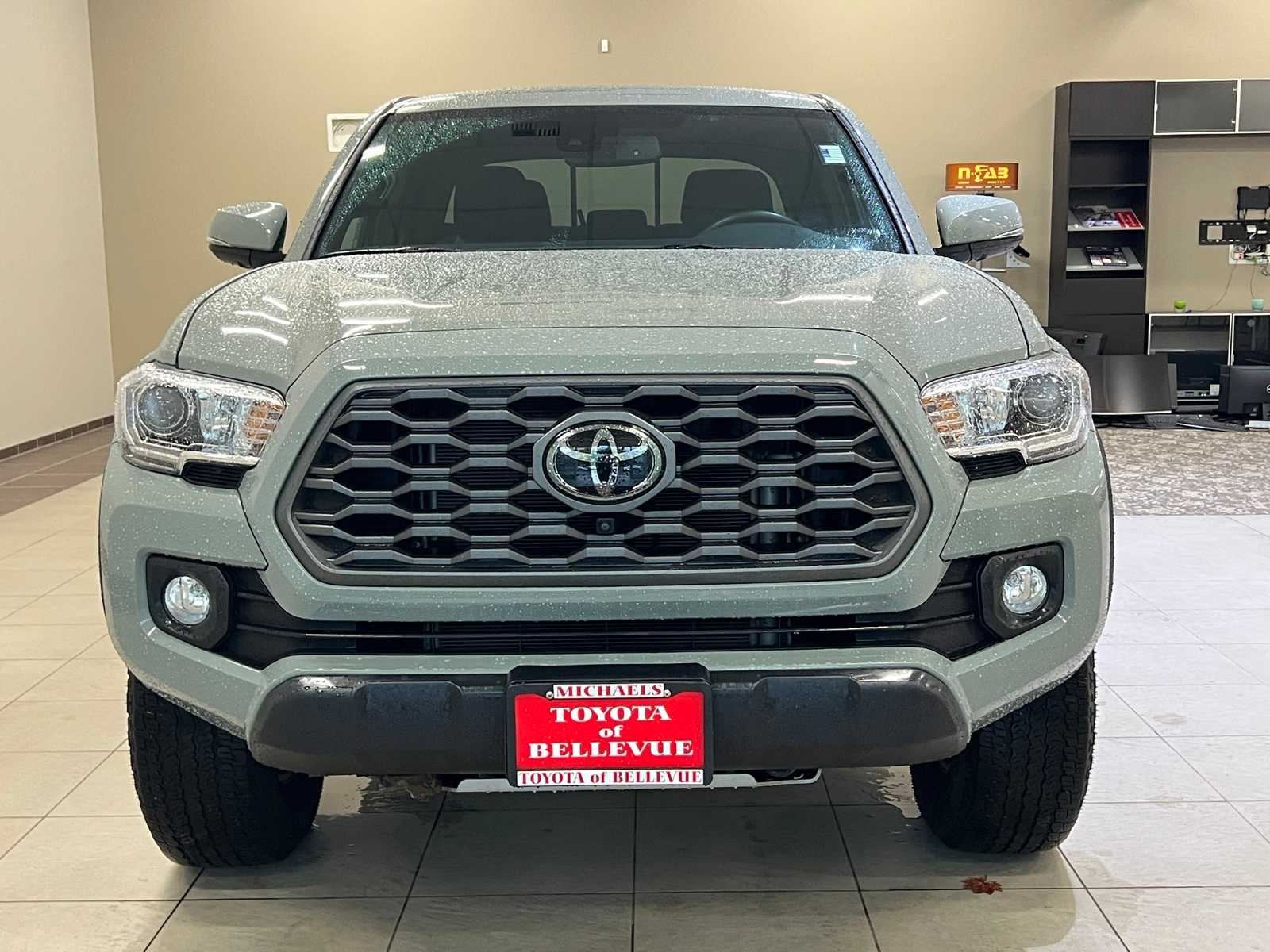 Thumbnail: 2023 Toyota Tacoma - 8