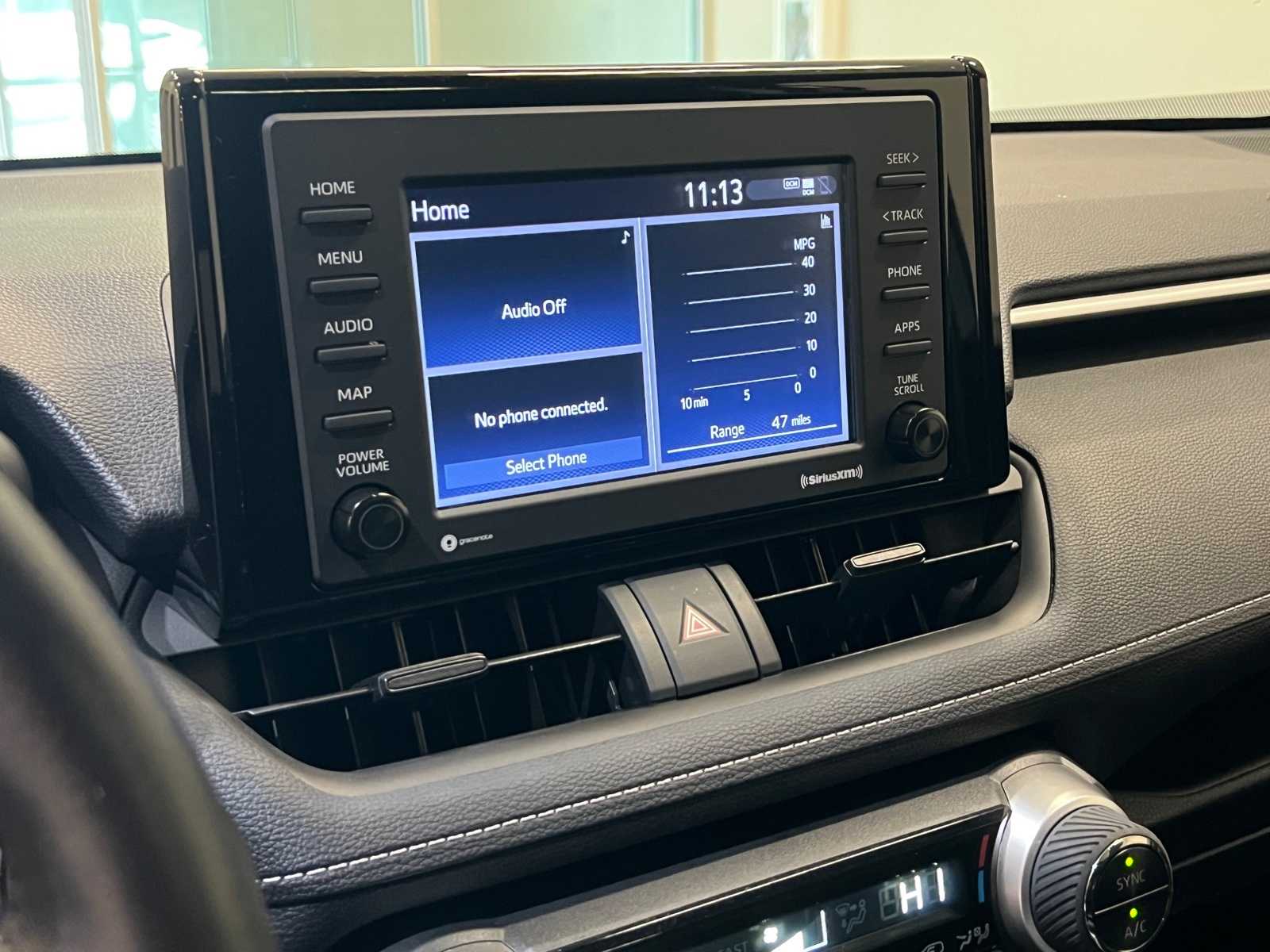 Thumbnail: 2022 Toyota RAV4 - 25