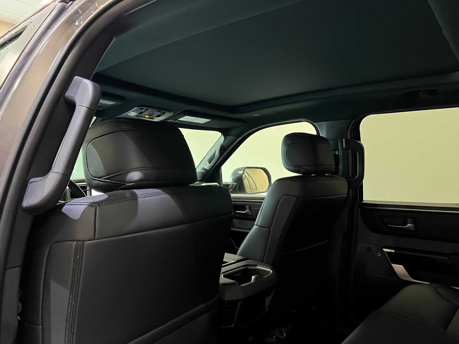 Thumbnail: 2025 Toyota Tundra - 12