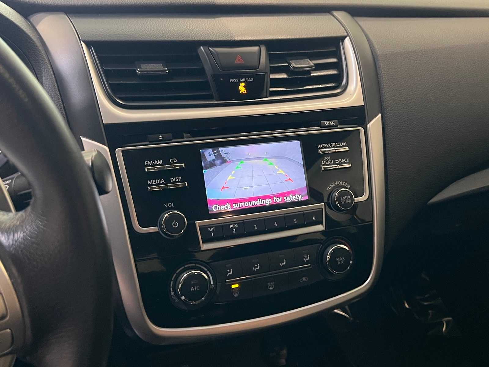 Thumbnail: 2018 Nissan Altima - 23