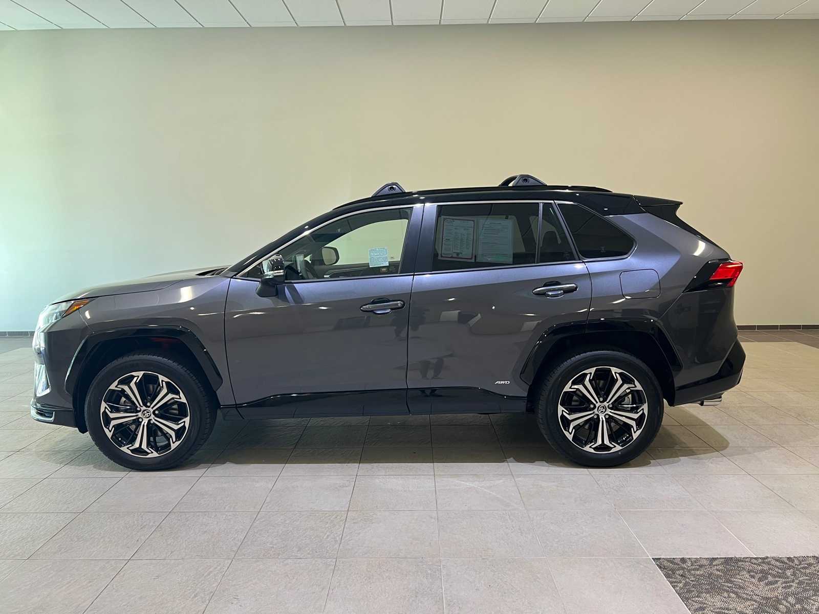 Thumbnail: 2025 Toyota RAV4 - 3