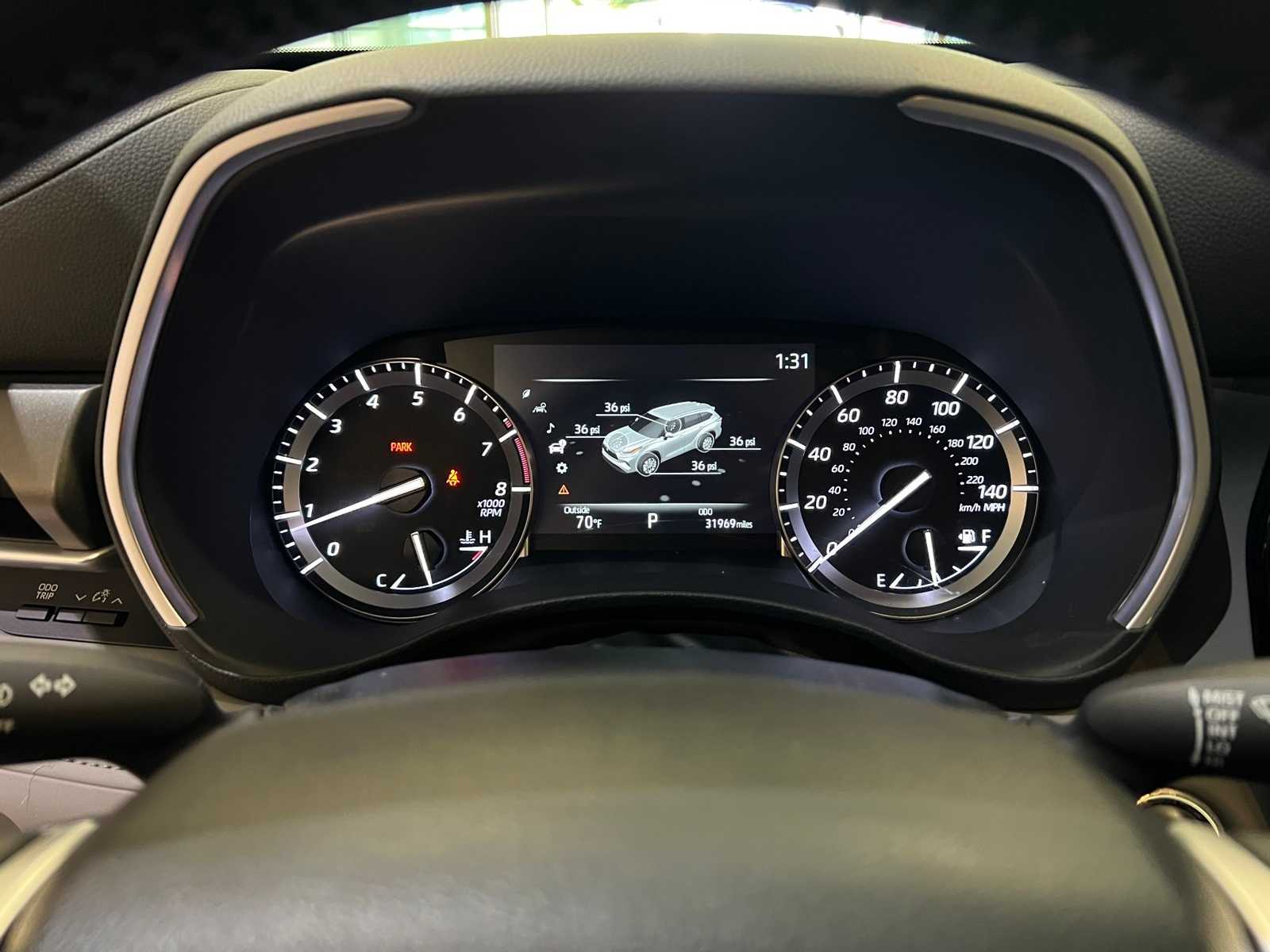 Thumbnail: 2022 Toyota Highlander - 19