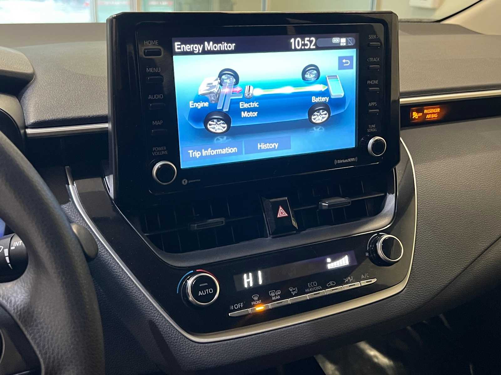 Thumbnail: 2022 Toyota Corolla - 24