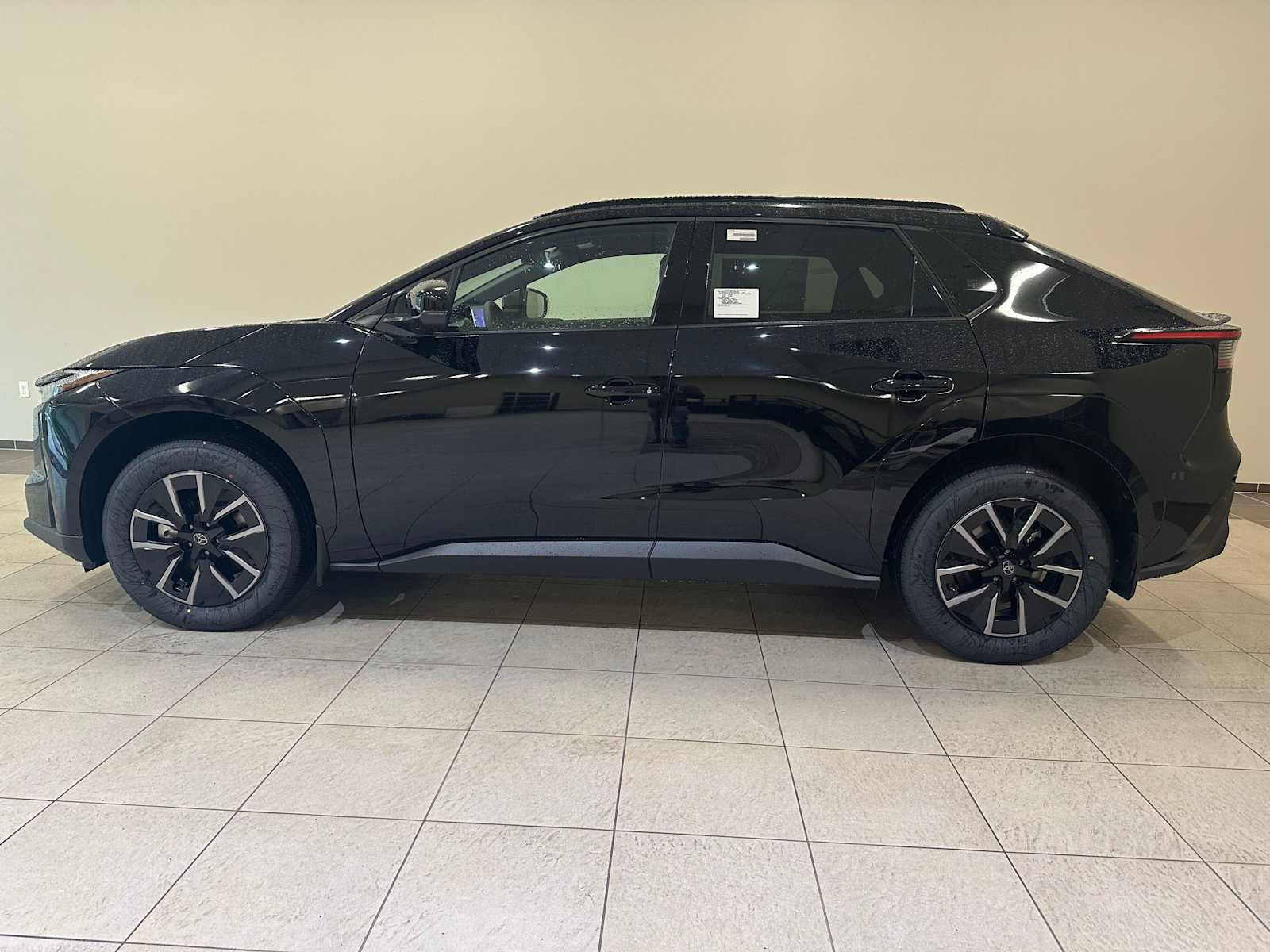 Thumbnail: 2026 Toyota bZ - 3