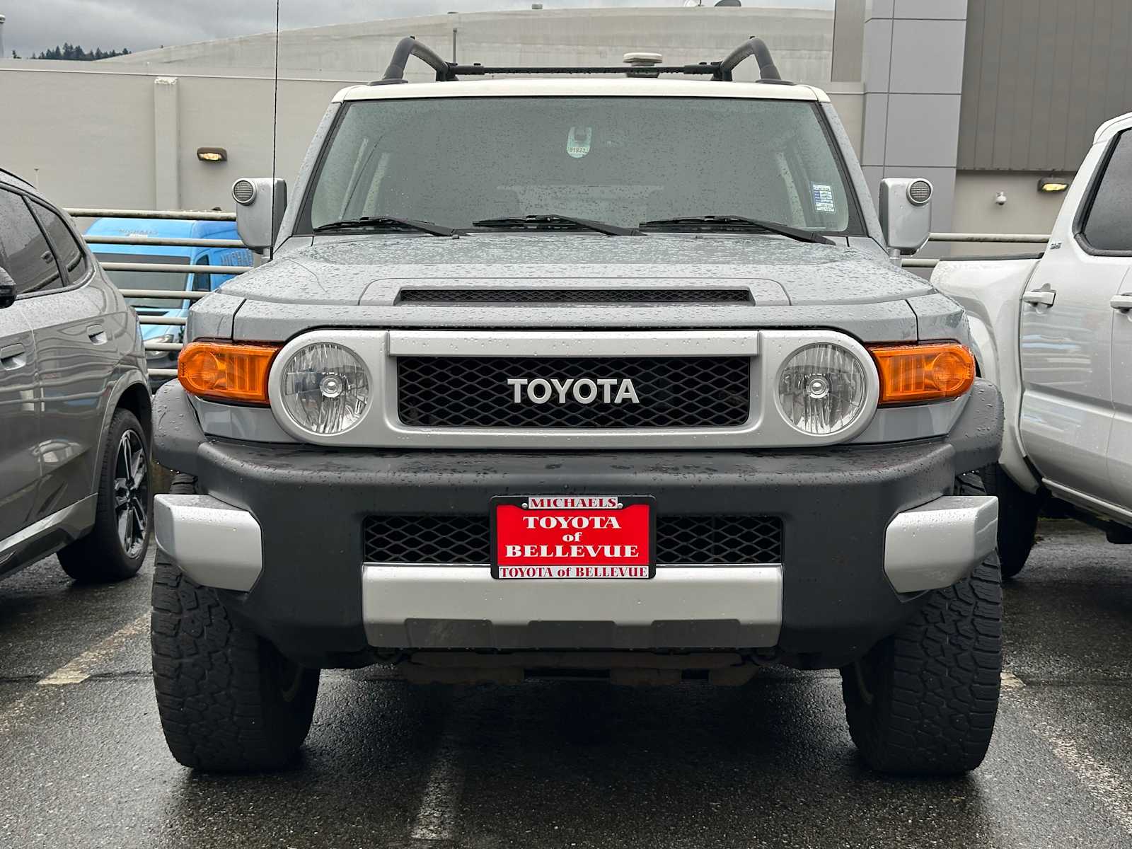 Thumbnail: 2014 Toyota FJ Cruiser - 2