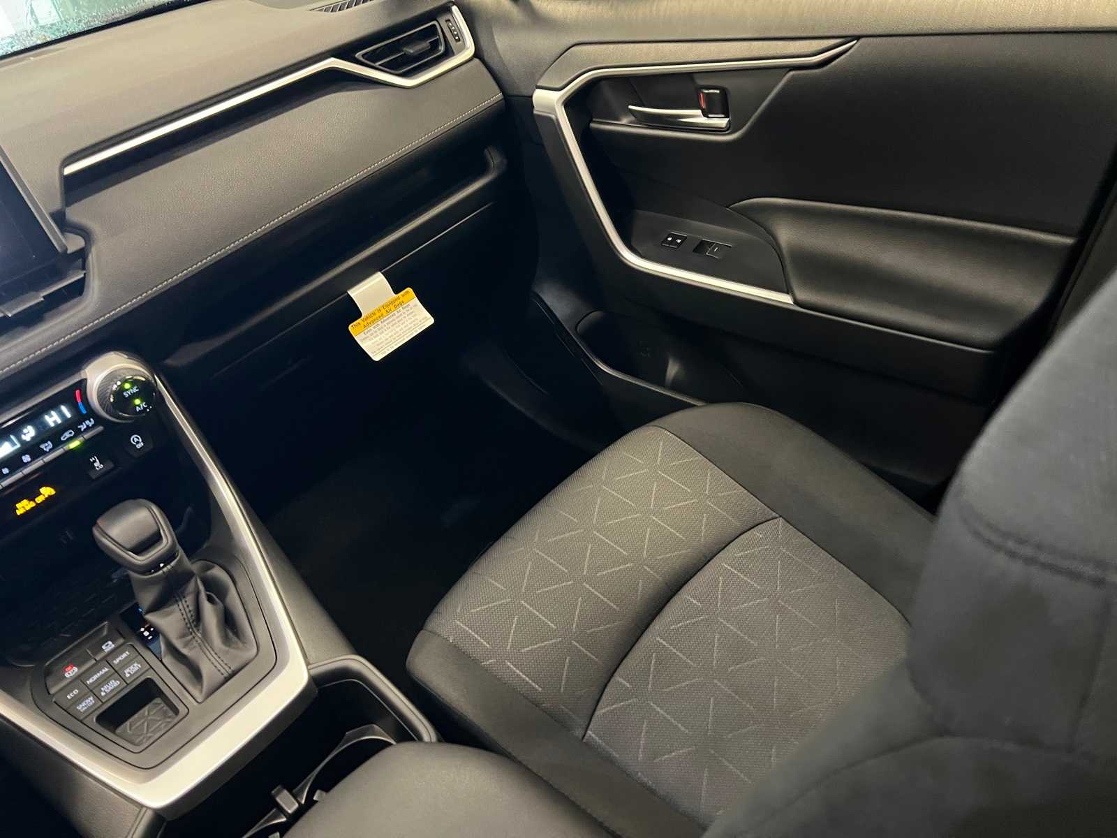 Thumbnail: 2025 Toyota RAV4 - 11