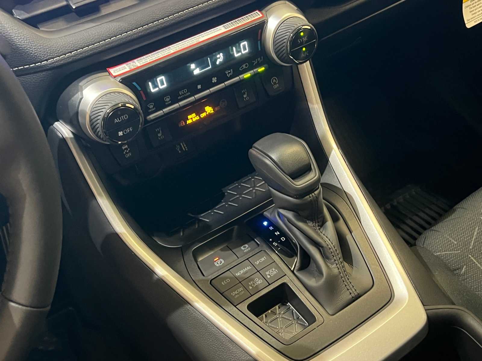 Thumbnail: 2025 Toyota RAV4 - 23