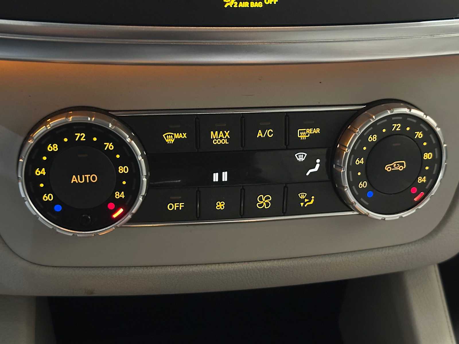 Thumbnail: 2014 Mercedes-Benz M-Class - 16