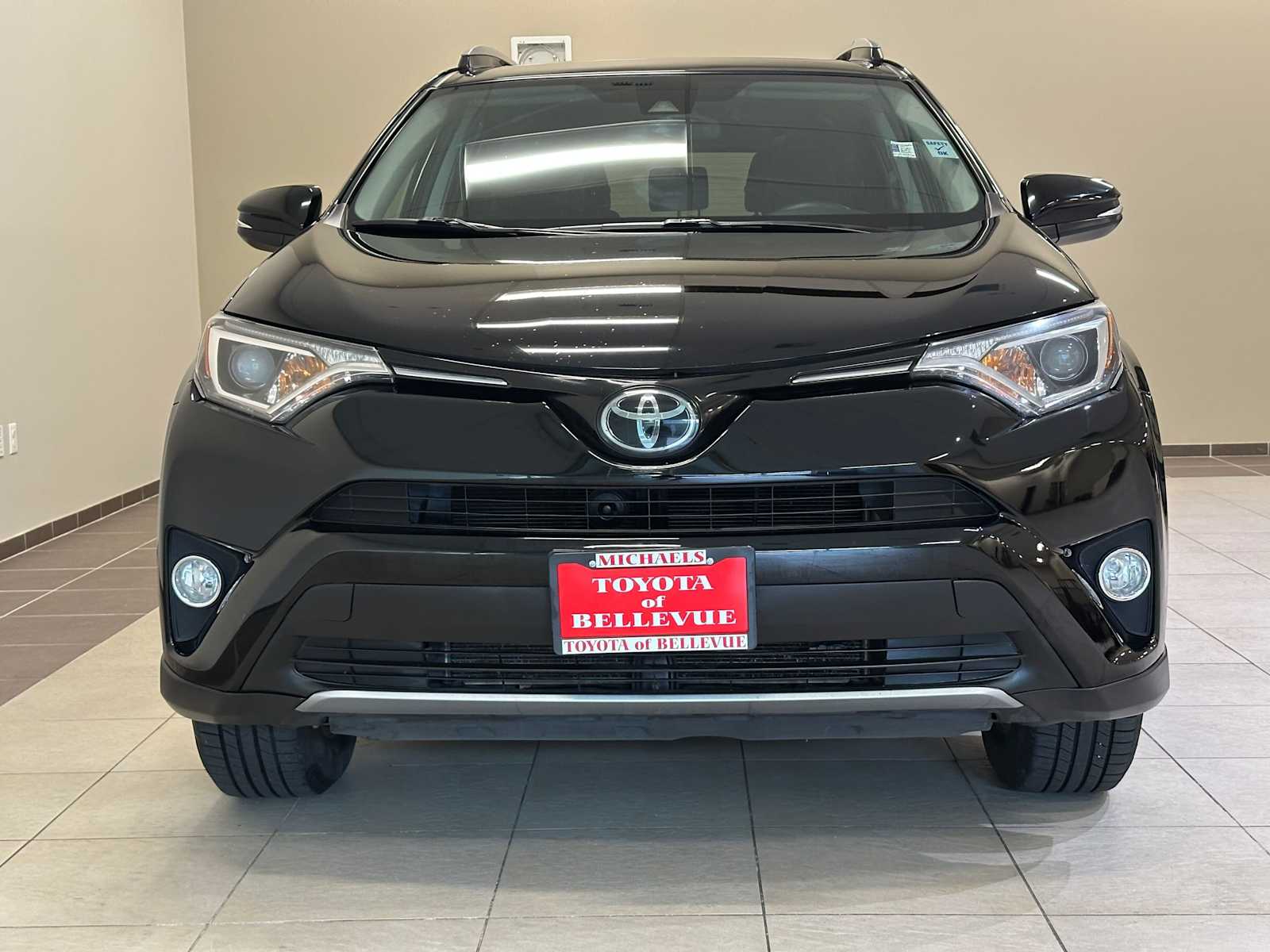 Thumbnail: 2017 Toyota RAV4 - 6