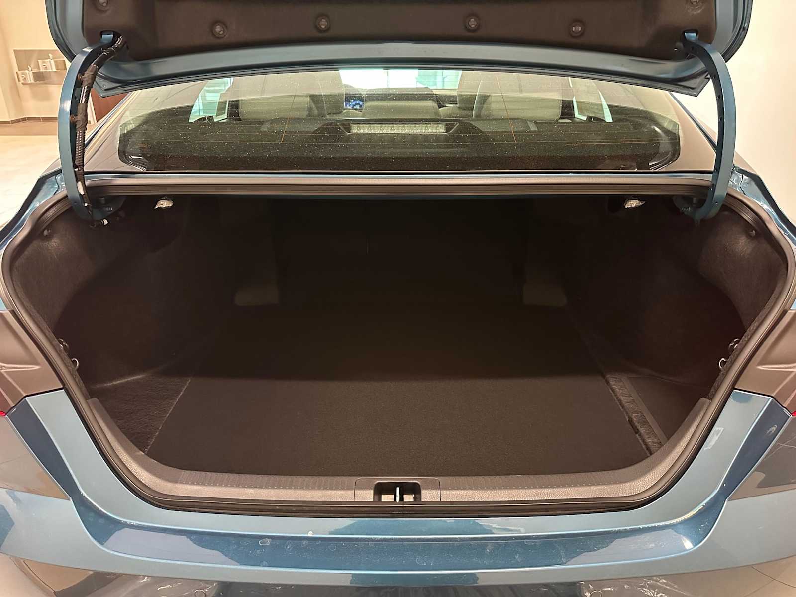 Thumbnail: 2026 Toyota Camry - 31