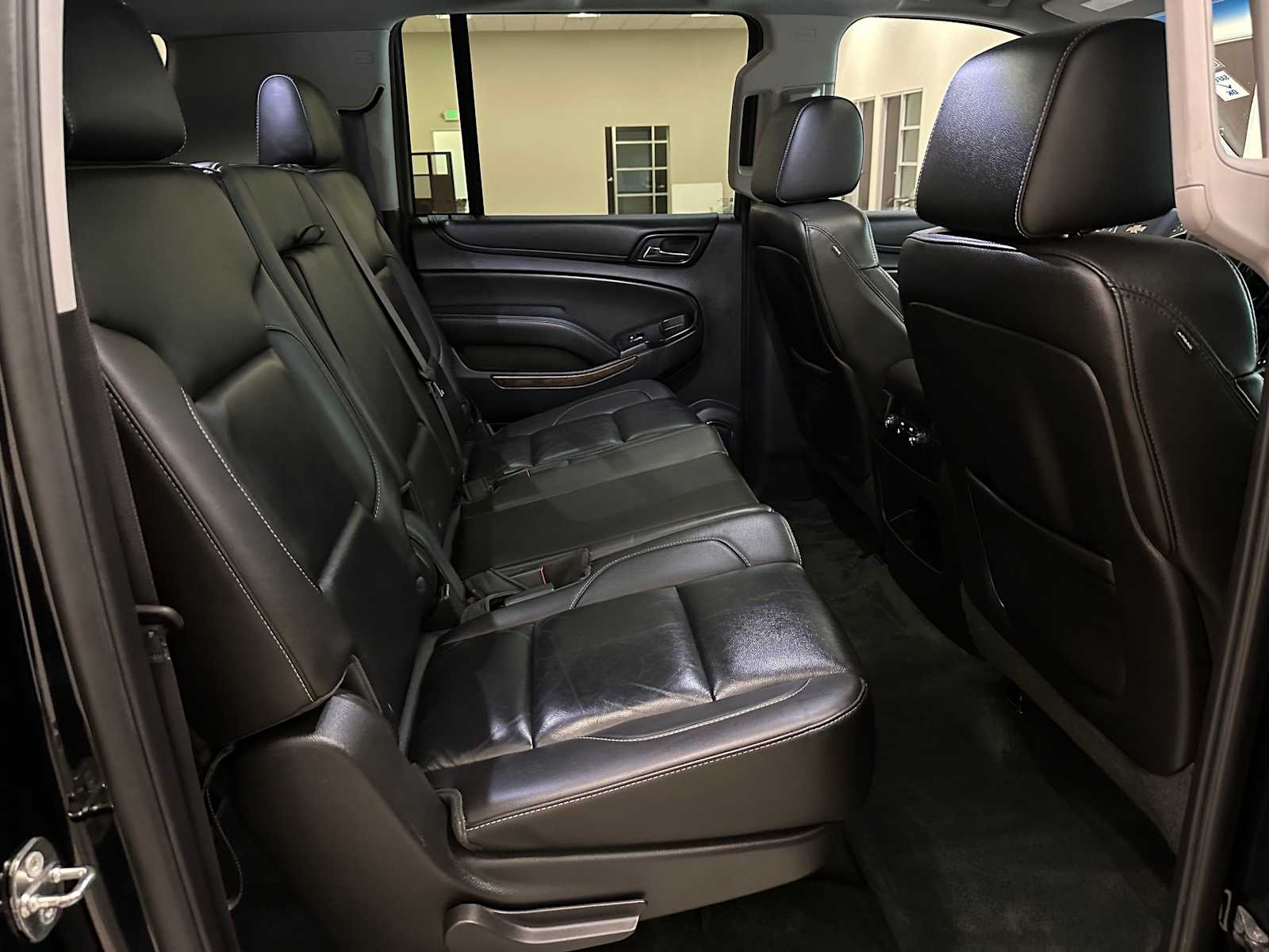 Thumbnail: 2015 Chevrolet Suburban - 26