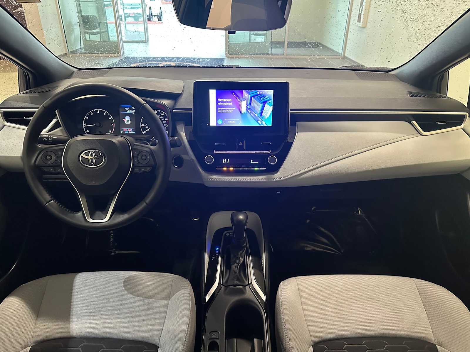 Thumbnail: 2023 Toyota Corolla - 10