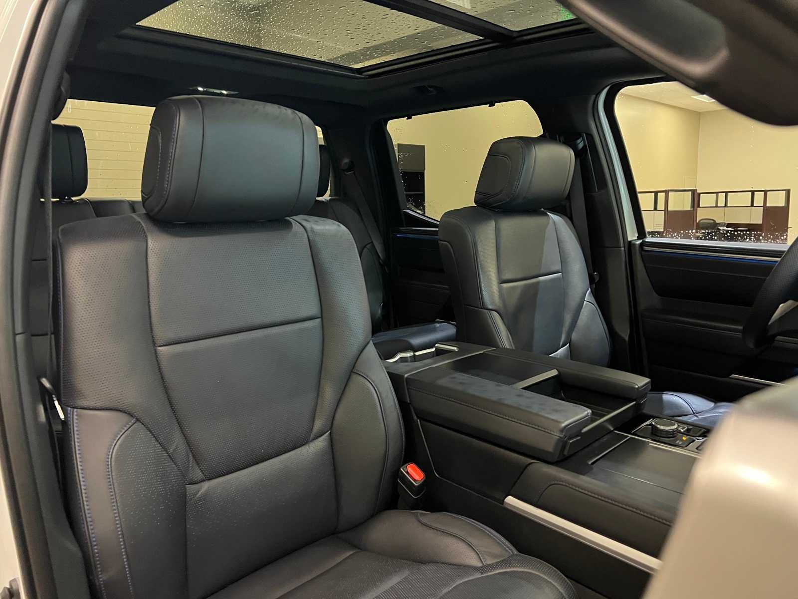 Thumbnail: 2024 Toyota Tundra - 14