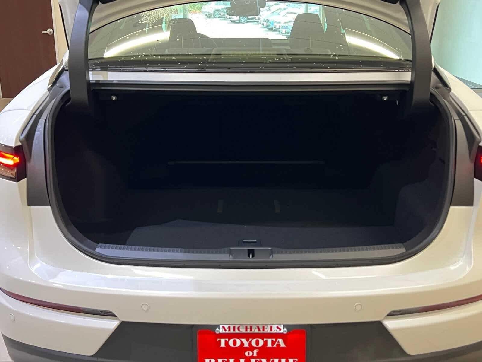 Thumbnail: 2026 Toyota Crown - 31