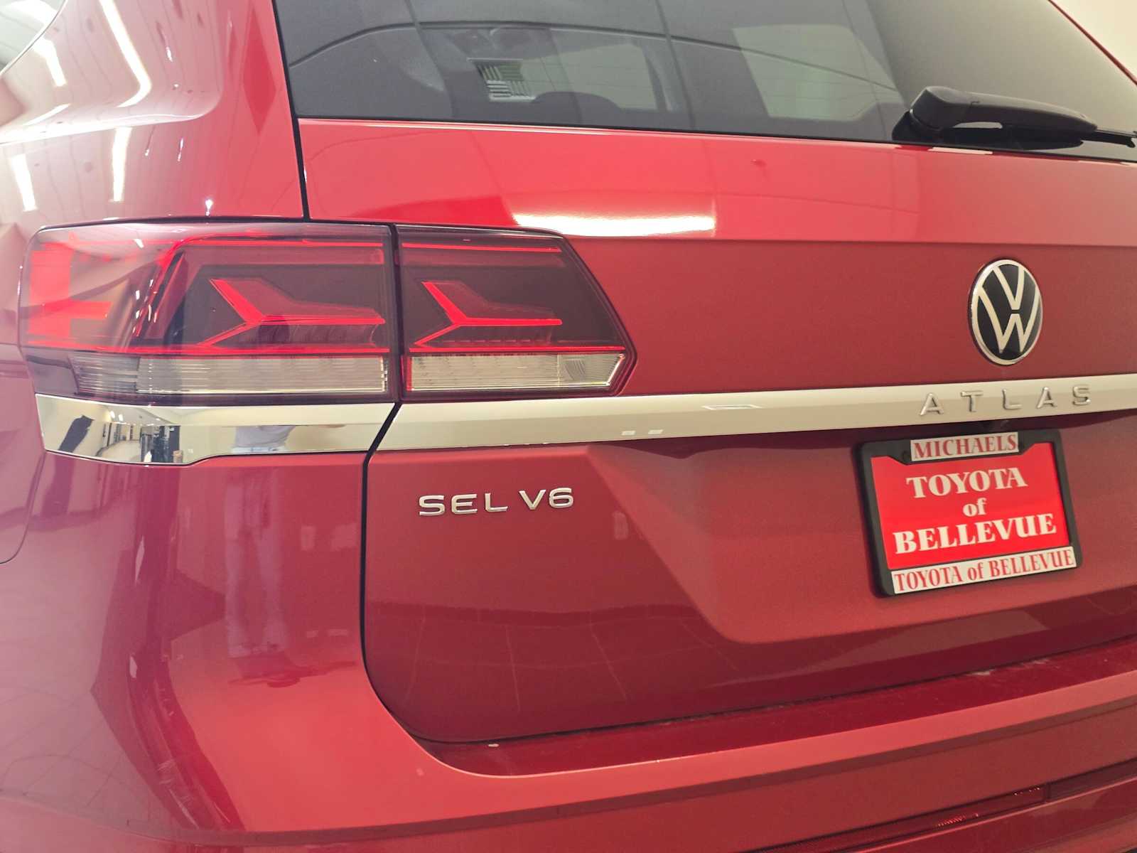Thumbnail: 2021 Volkswagen Atlas - 6