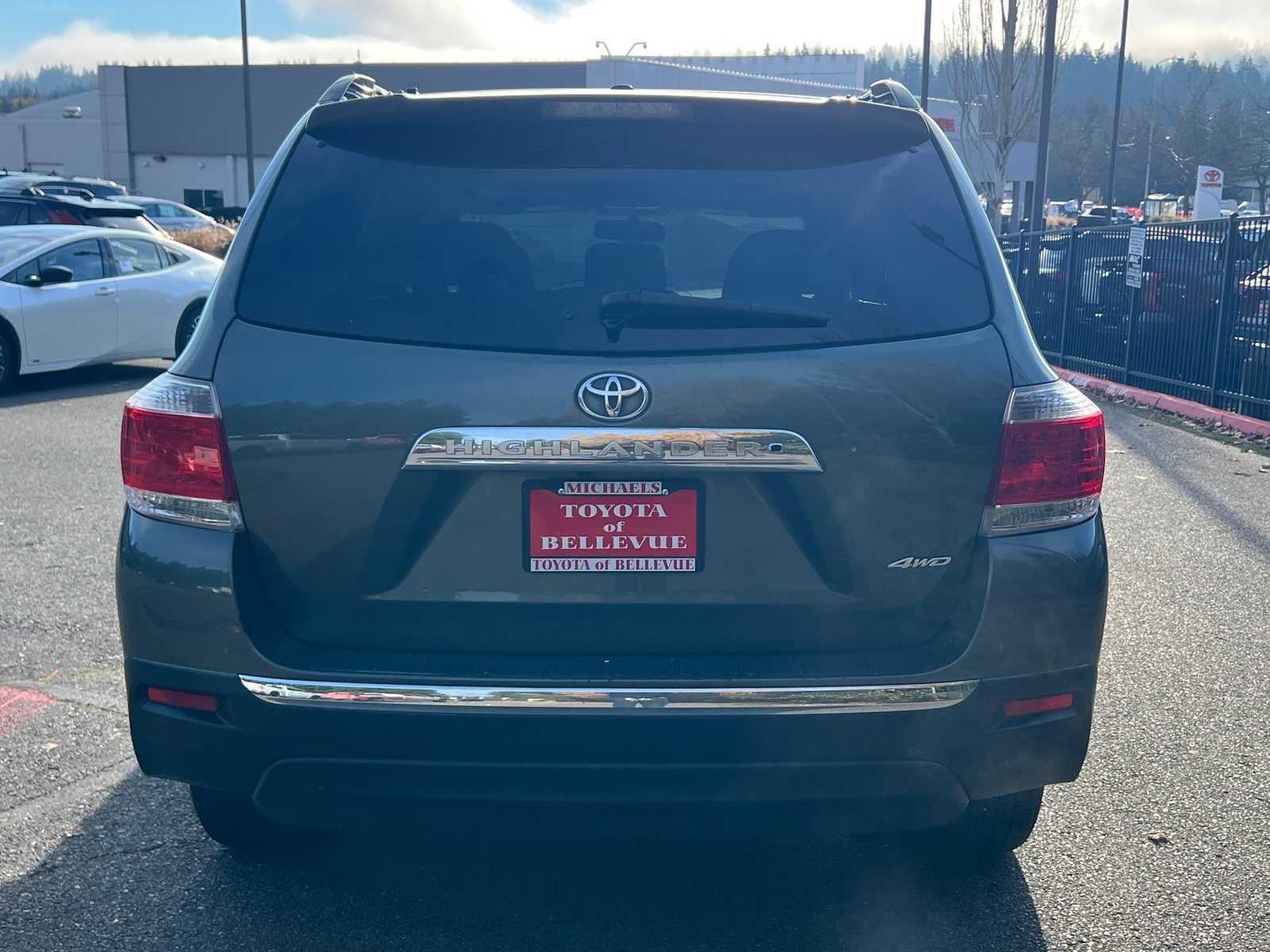 Thumbnail: 2013 Toyota Highlander - 4