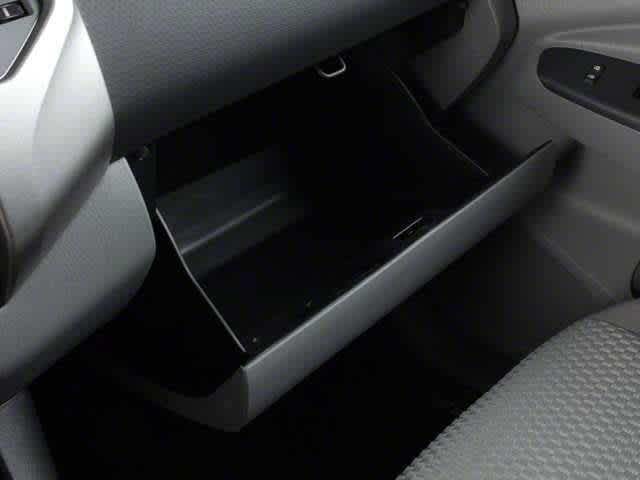 Thumbnail: 2013 Toyota Tacoma - 11