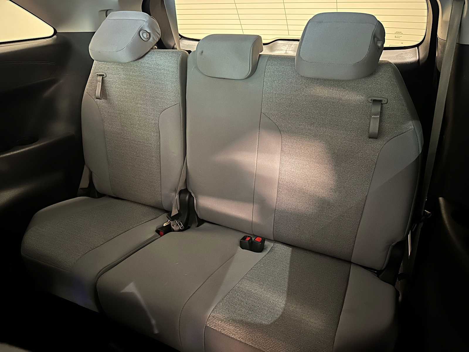 Thumbnail: 2025 Toyota Sienna - 24