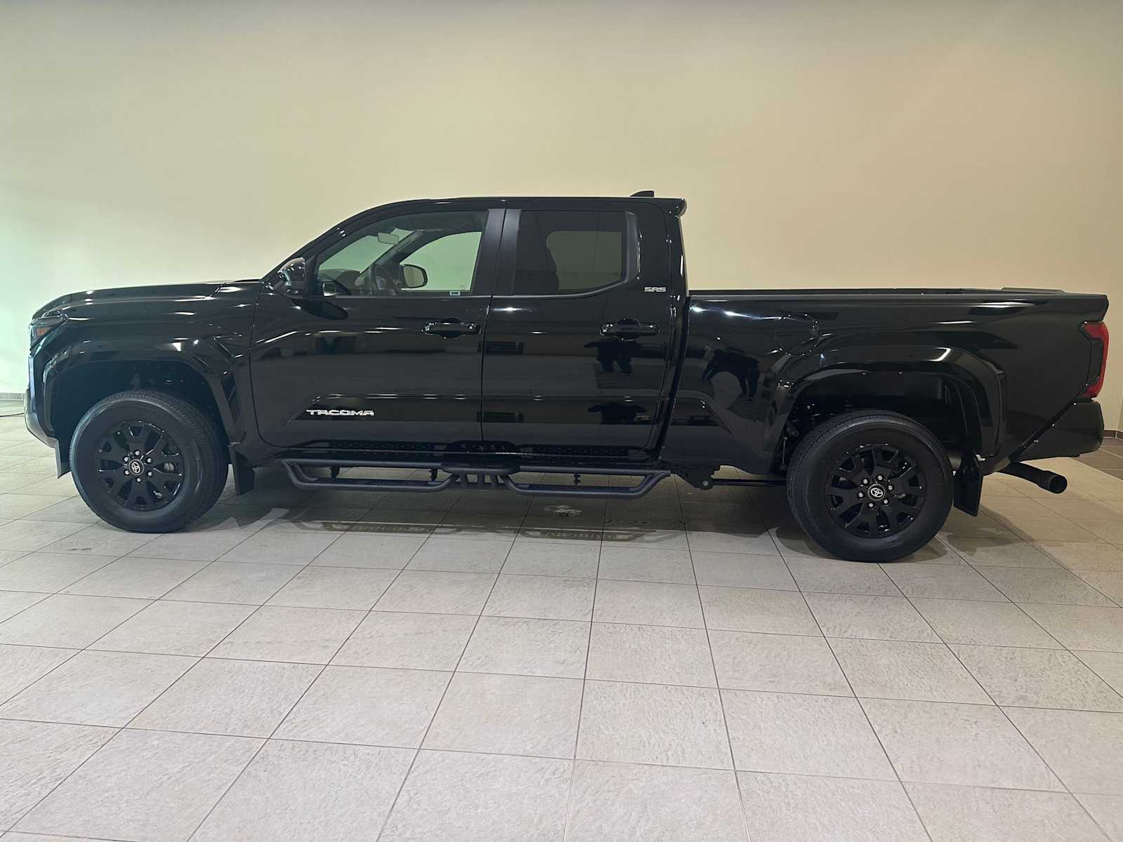 Thumbnail: 2024 Toyota Tacoma - 3