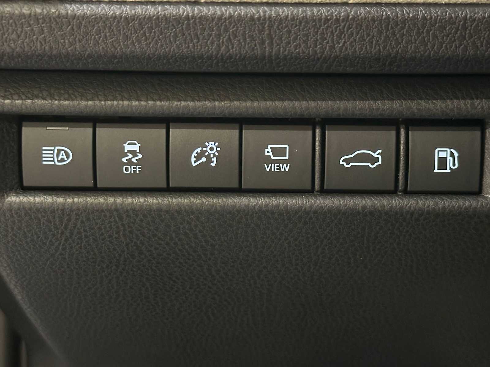 Thumbnail: 2026 Toyota Camry - 19