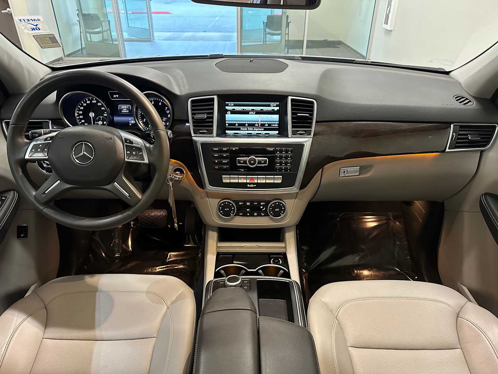 Thumbnail: 2014 Mercedes-Benz M-Class - 10