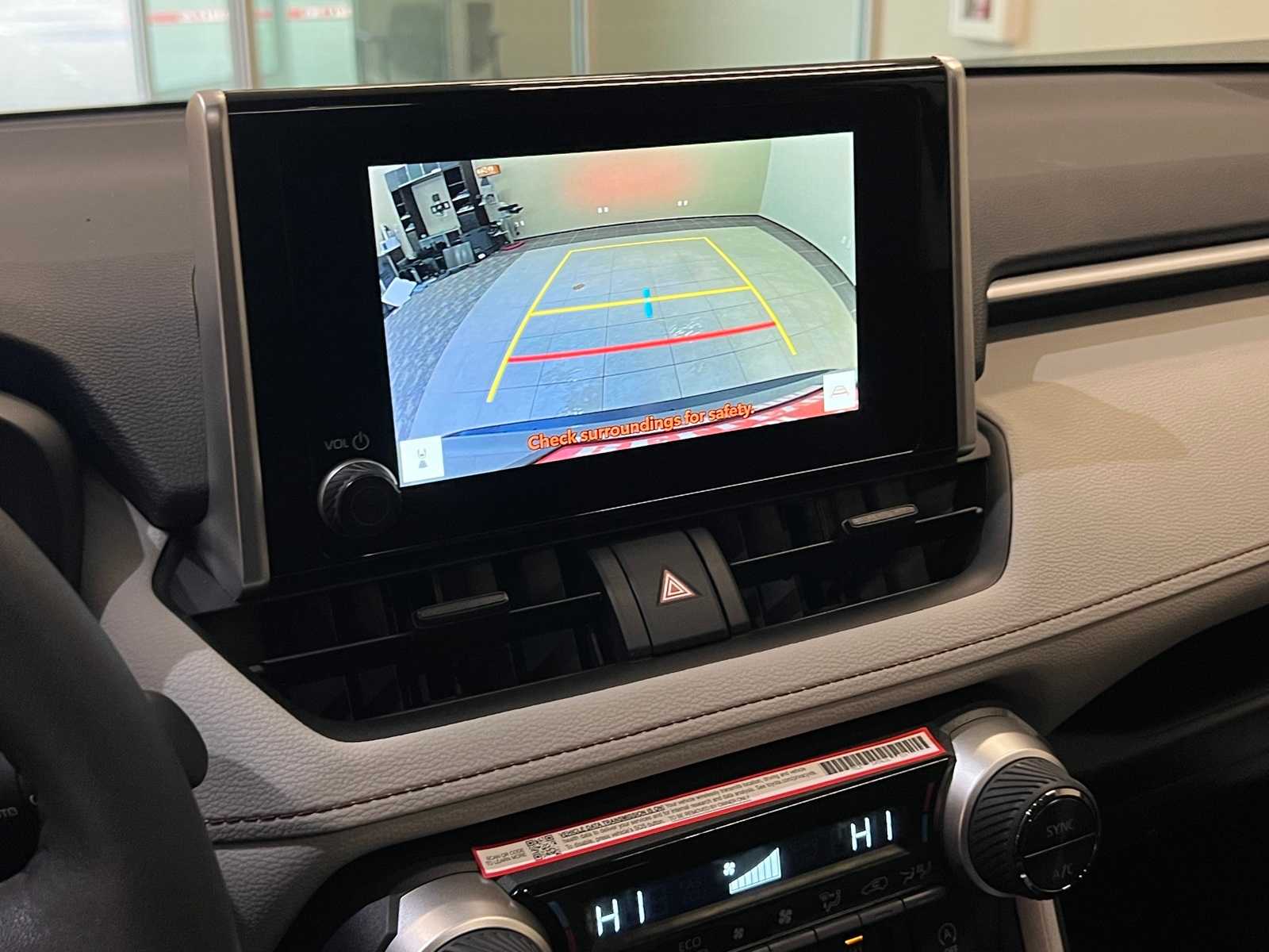 Thumbnail: 2025 Toyota RAV4 - 27