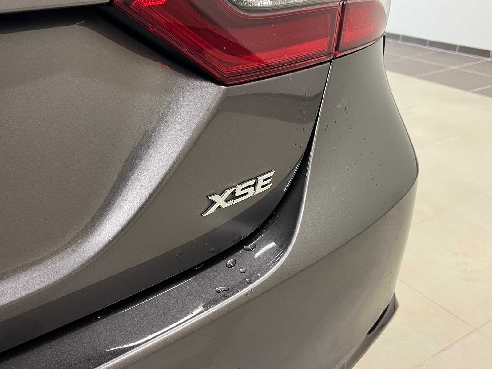 Thumbnail: 2021 Toyota Camry - 6