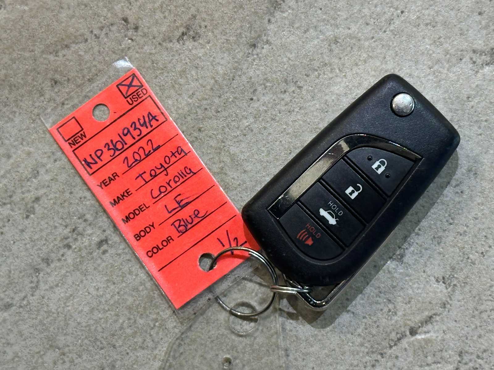 Thumbnail: 2022 Toyota Corolla - 30