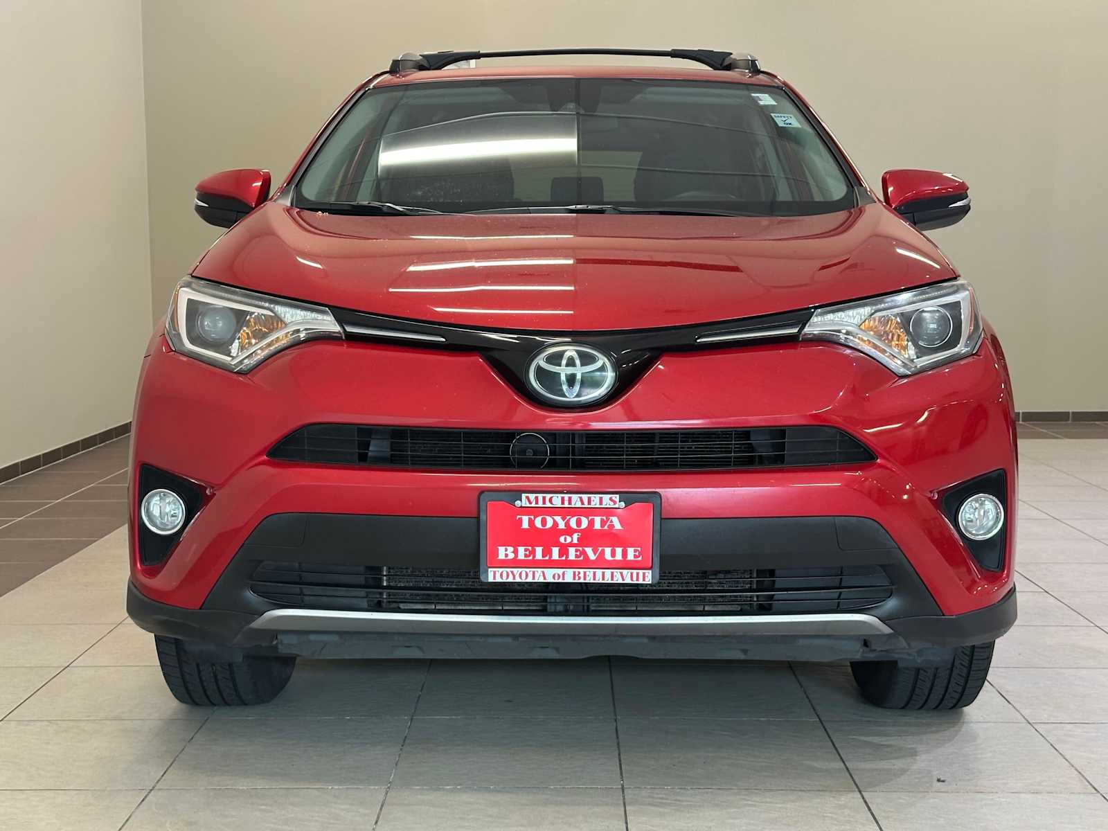 Thumbnail: 2017 Toyota RAV4 - 6