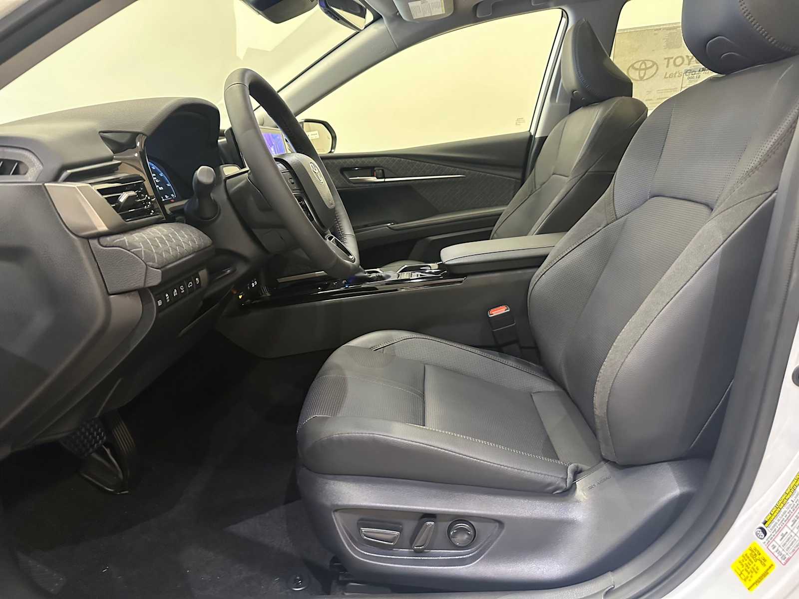 Thumbnail: 2026 Toyota Camry - 28