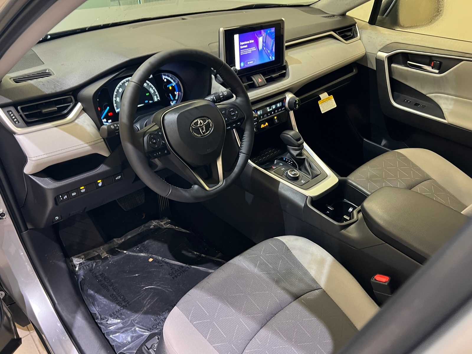 Thumbnail: 2025 Toyota RAV4 - 2