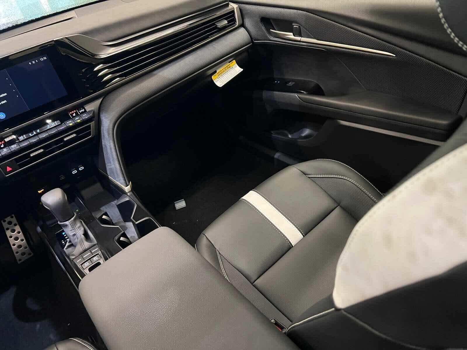 Thumbnail: 2026 Toyota Camry - 11