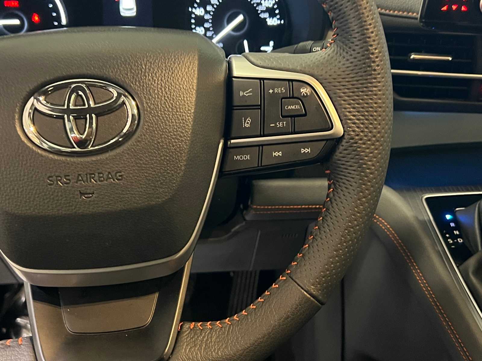 Thumbnail: 2024 Toyota Sienna - 21