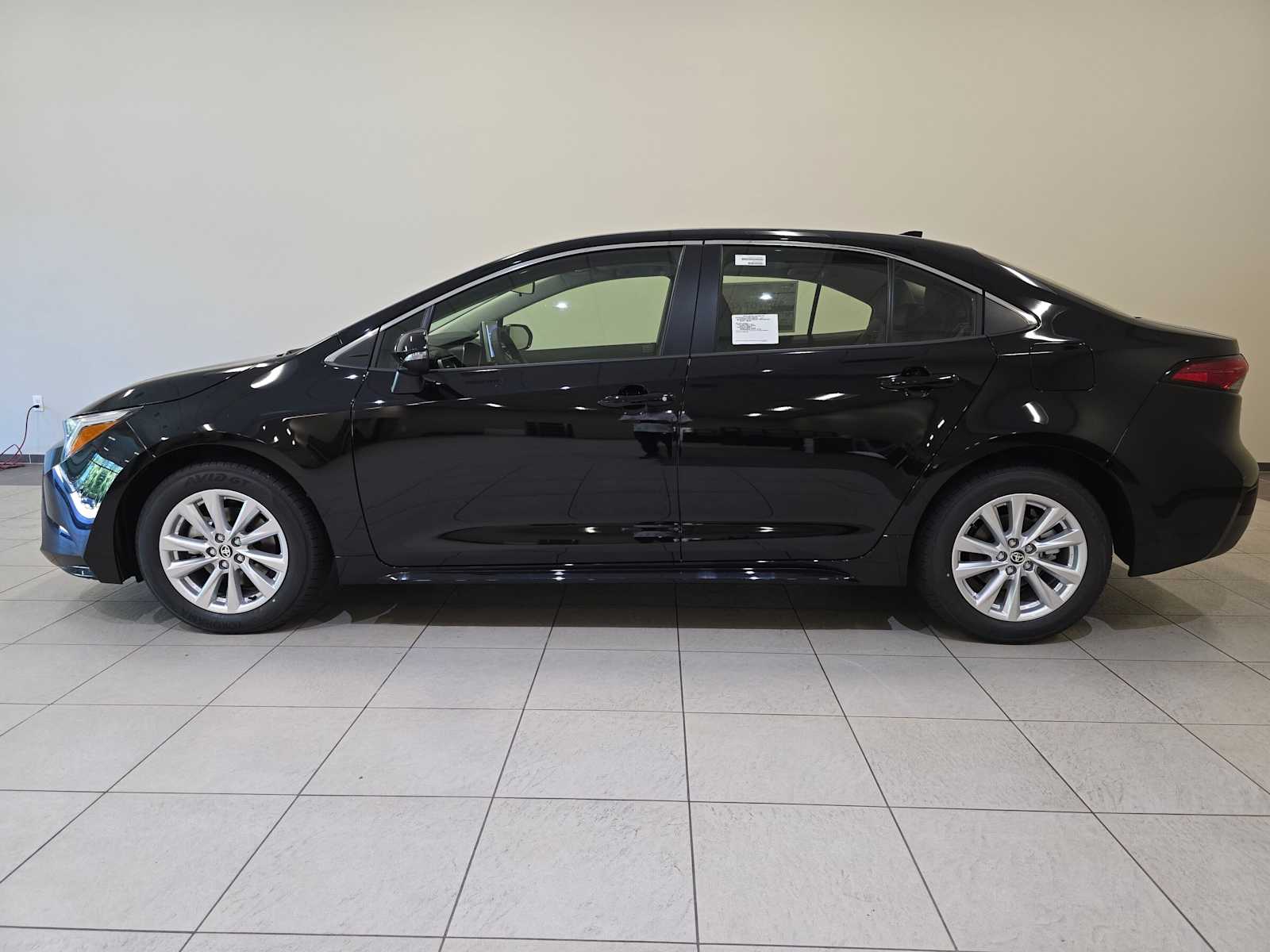 Thumbnail: 2026 Toyota Corolla - 3