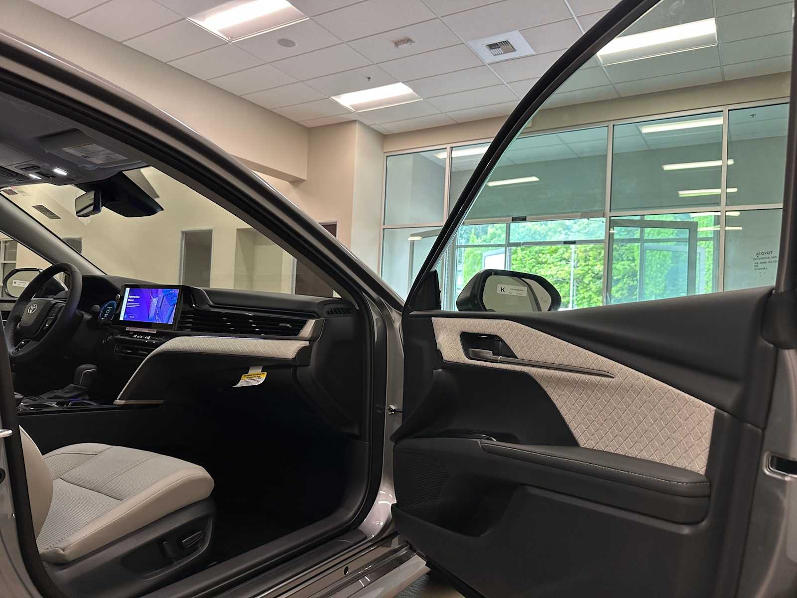 Thumbnail: 2026 Toyota Camry - 28