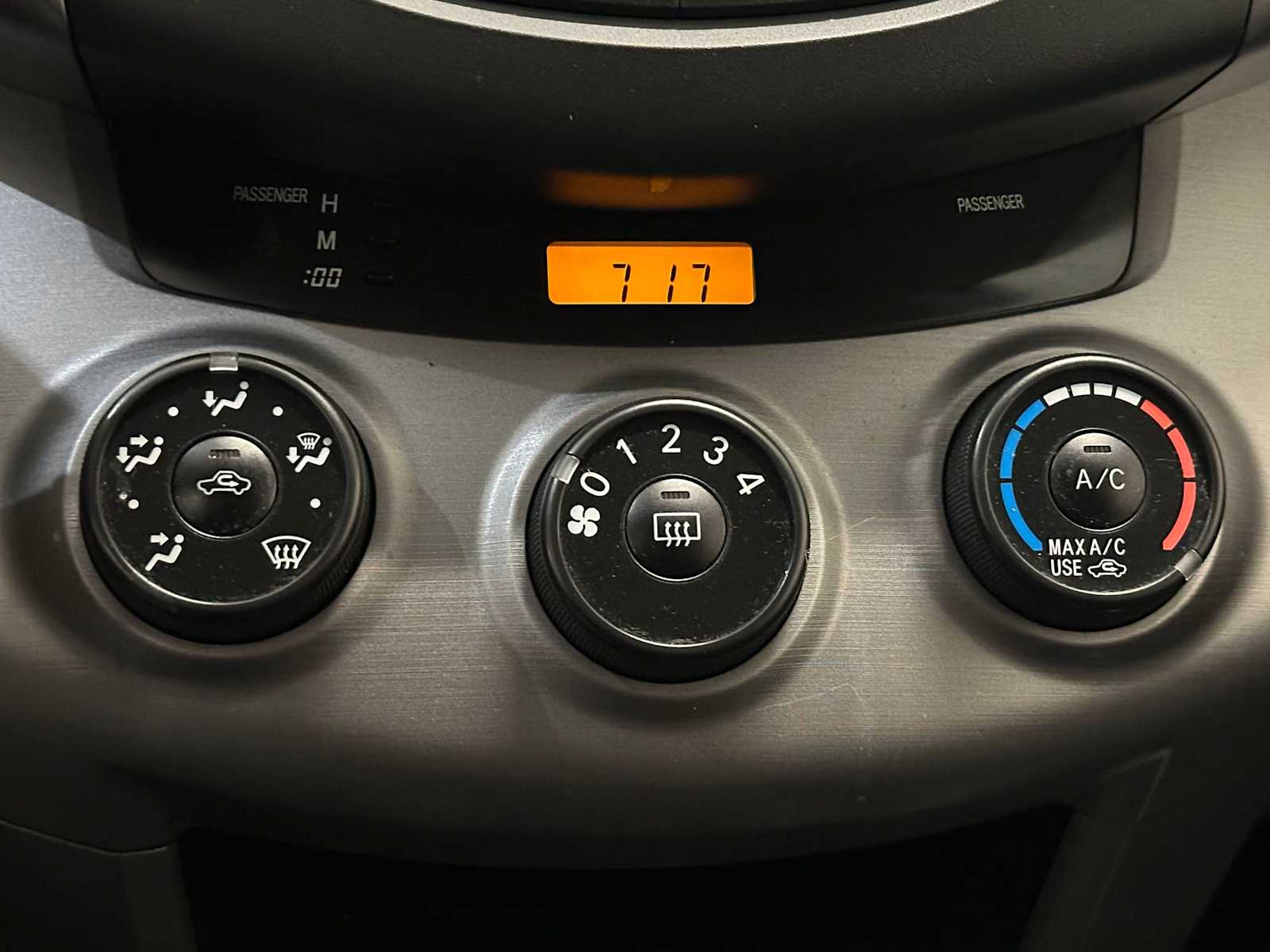 Thumbnail: 2006 Toyota RAV4 - 14