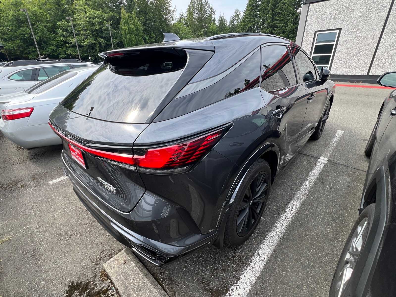 Thumbnail: 2024 Lexus RX - 7