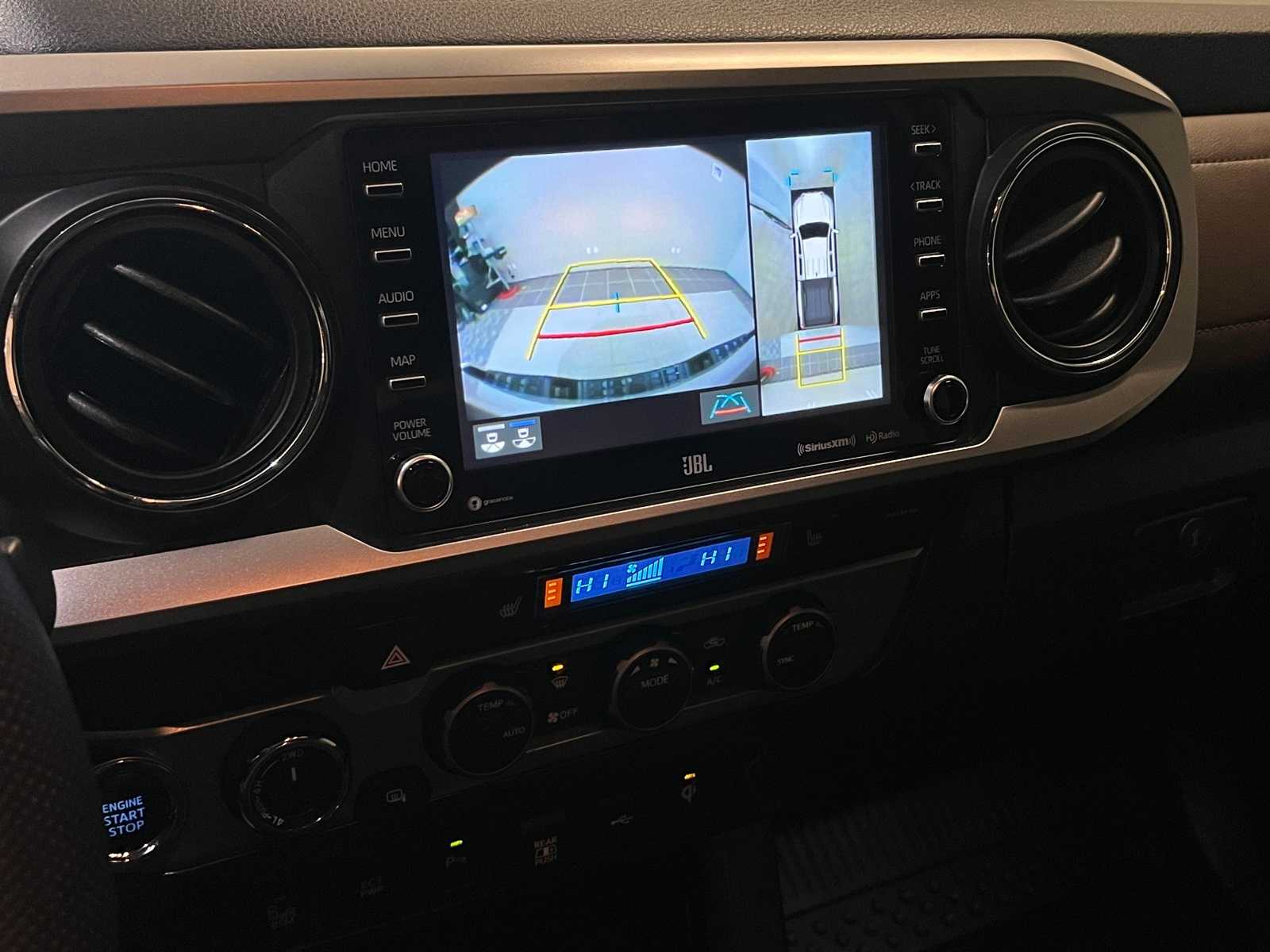 Thumbnail: 2022 Toyota Tacoma - 26