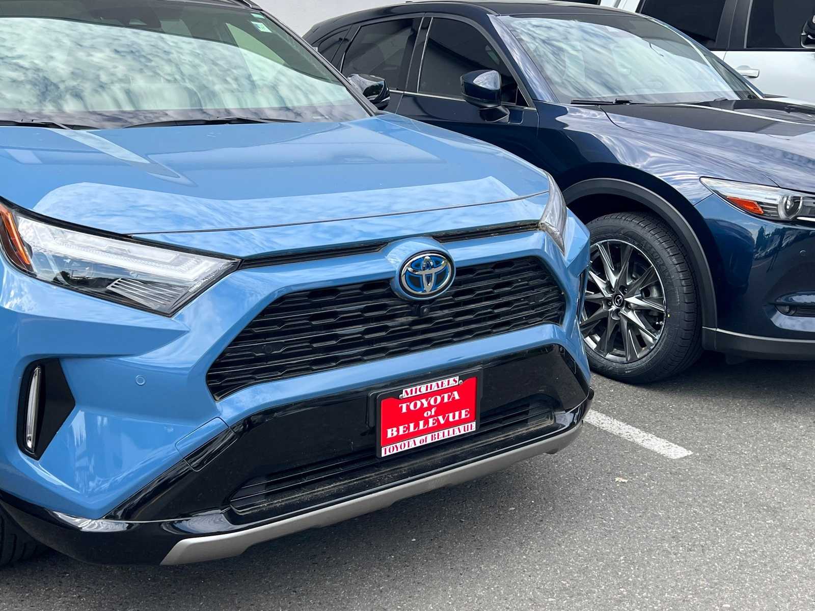 Thumbnail: 2023 Toyota RAV4 - 4