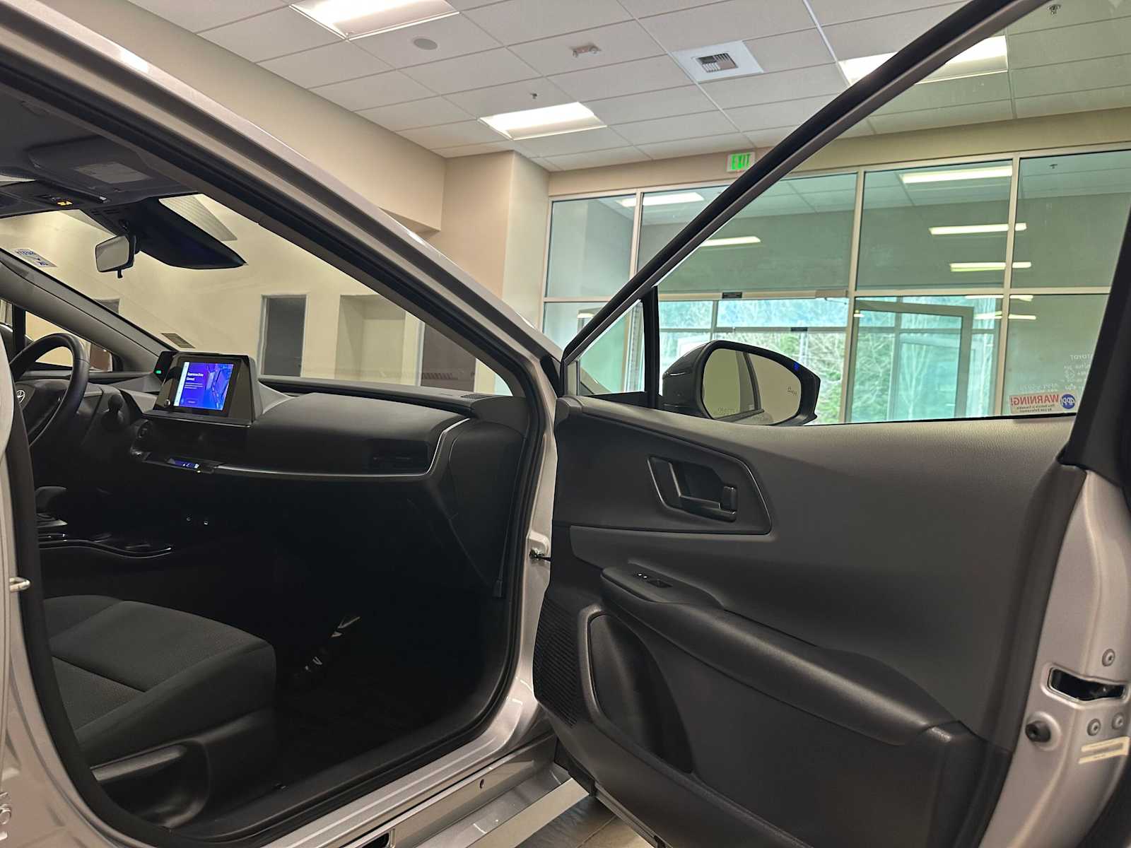 Thumbnail: 2024 Toyota Prius - 28