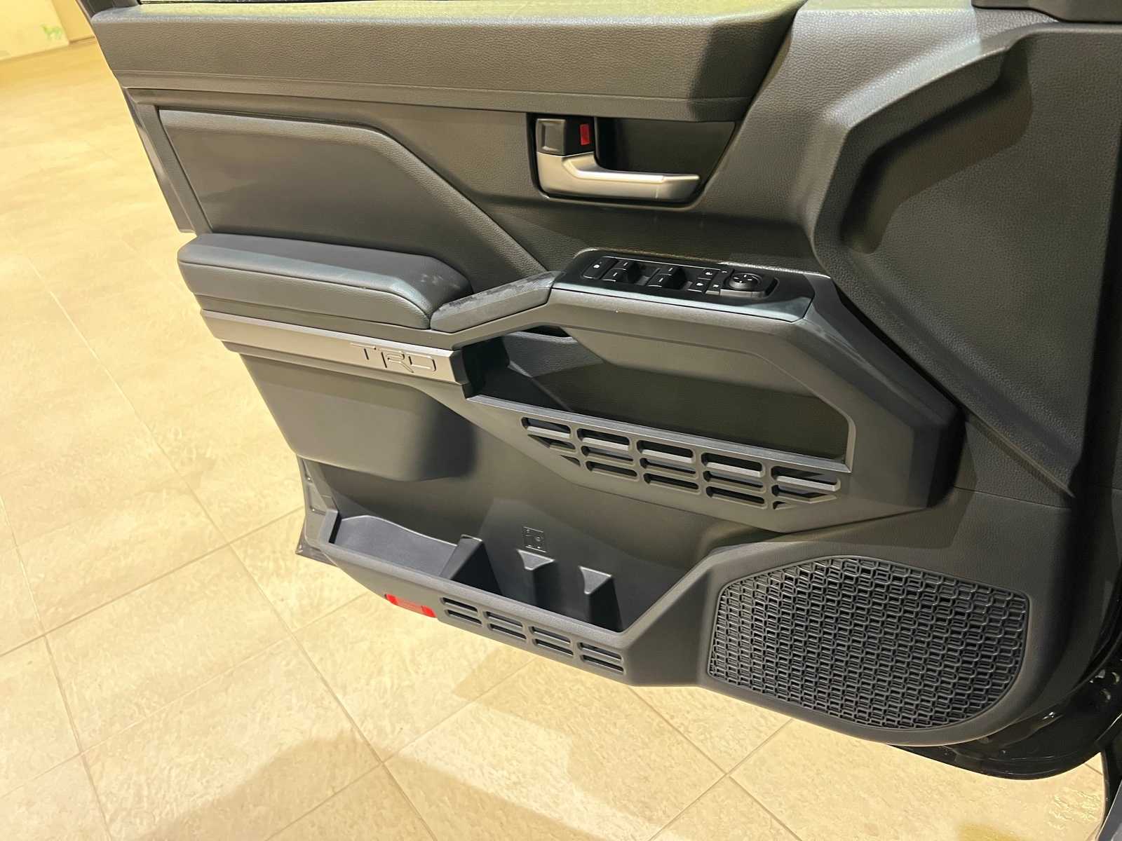 Thumbnail: 2025 Toyota Tacoma - 17