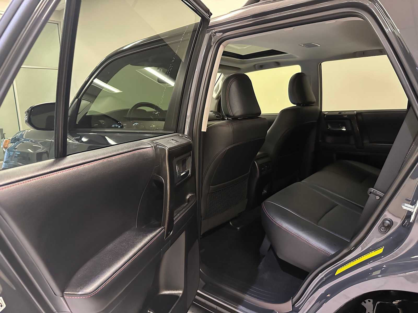 Thumbnail: 2024 Toyota 4Runner - 25