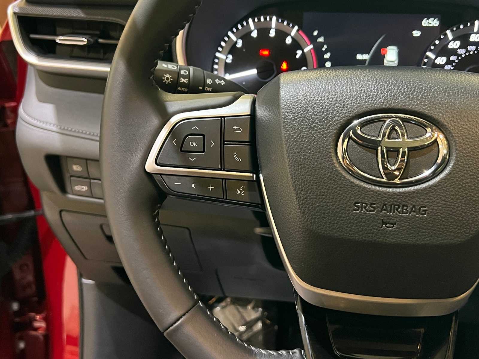 Thumbnail: 2024 Toyota Highlander - 22