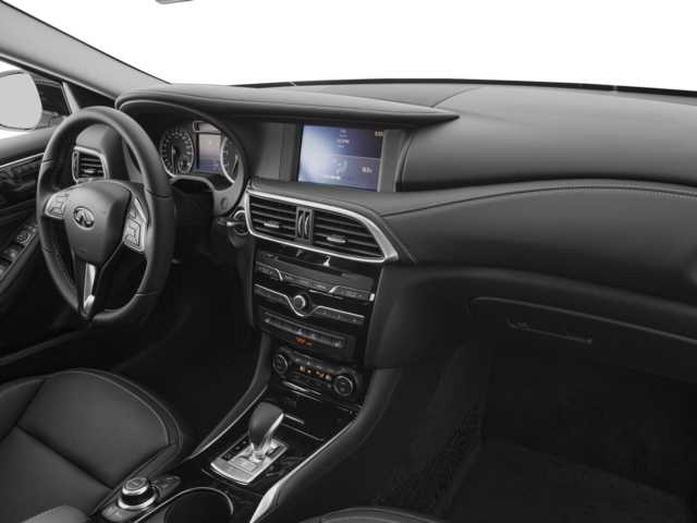 Thumbnail: 2018 INFINITI QX30 - 11